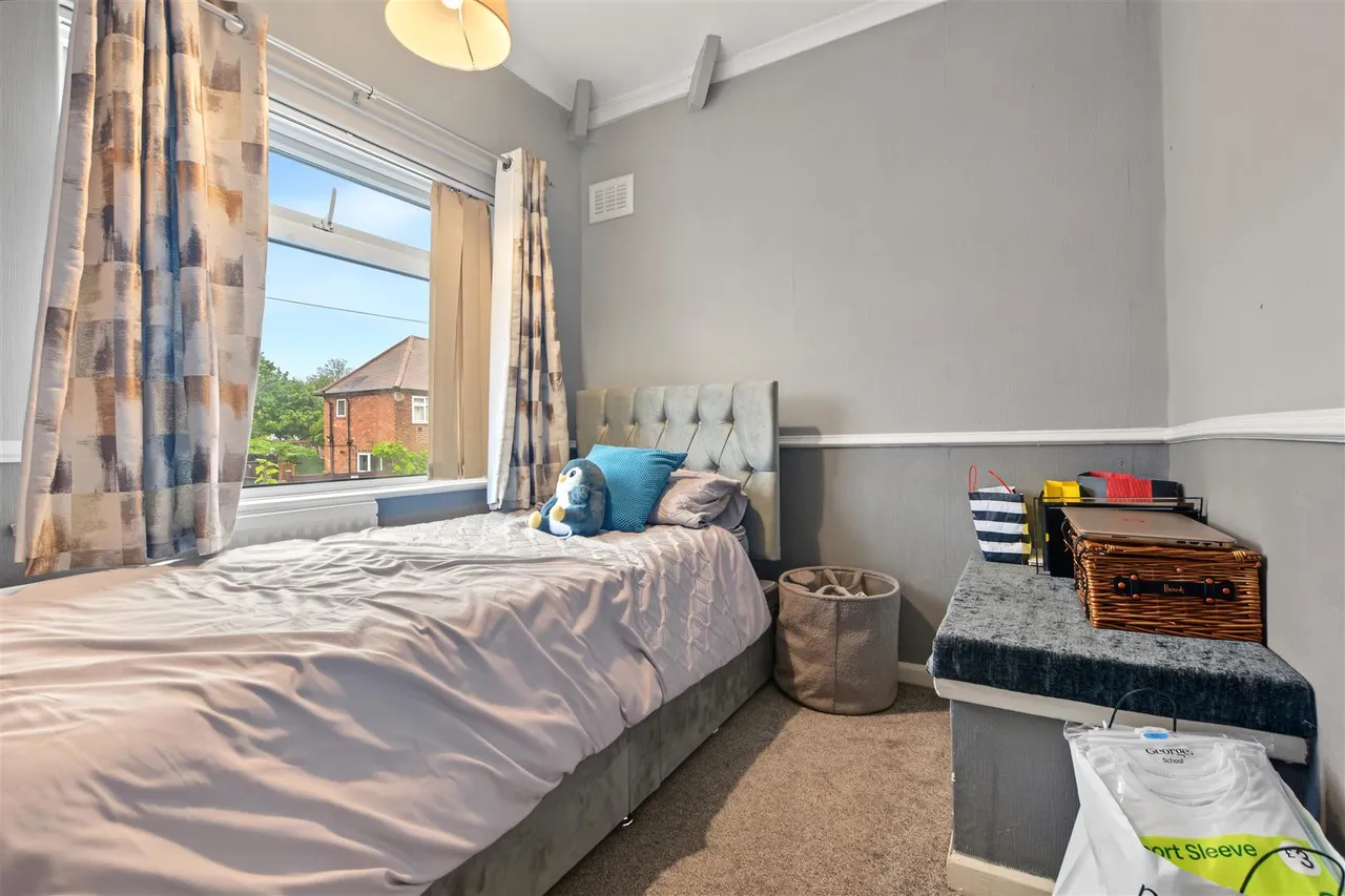Bentwell Avenue, Arnold, NG5, photo 10