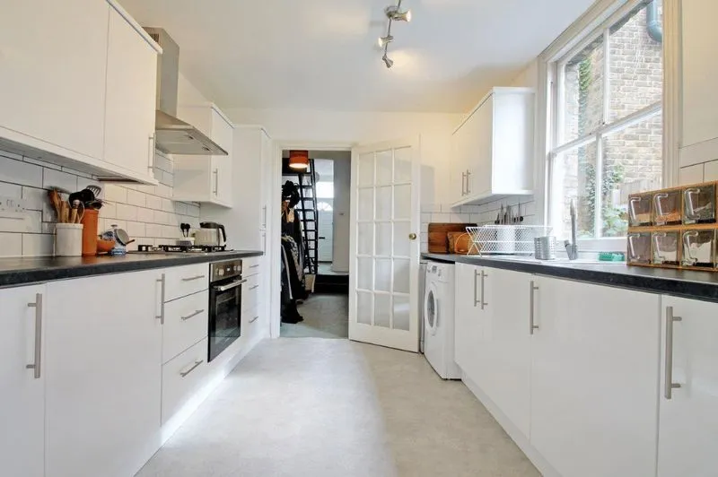 West Green Road, London N15 5EA, photo 6