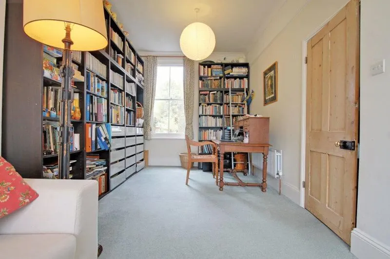 West Green Road, London N15 5EA, photo 4