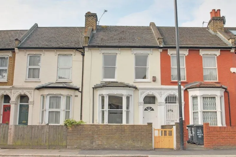 3 bed house for sale — West Green Road, London N15 5EA