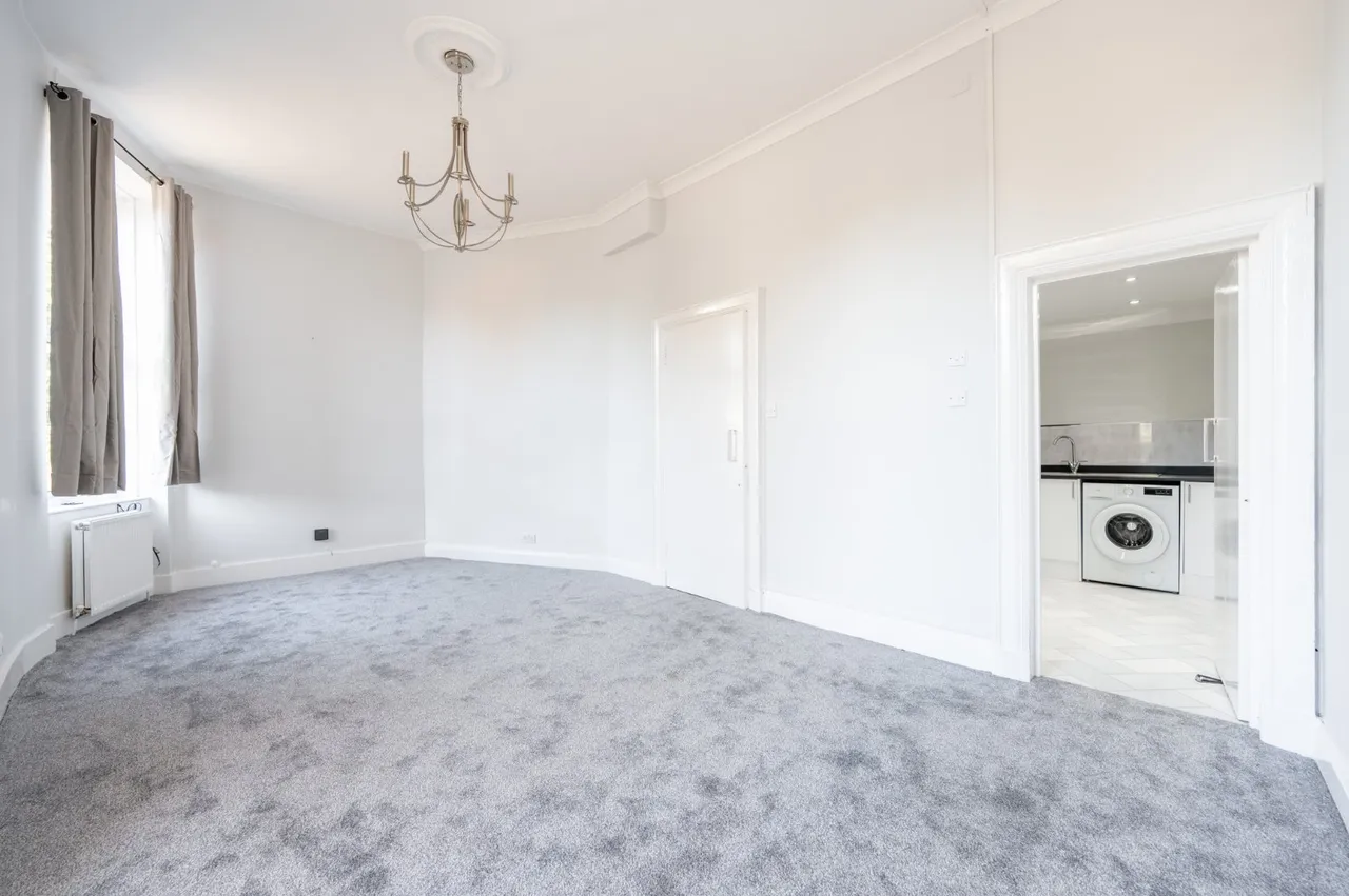 Cartside Drive, Clarkston, G76, photo 2
