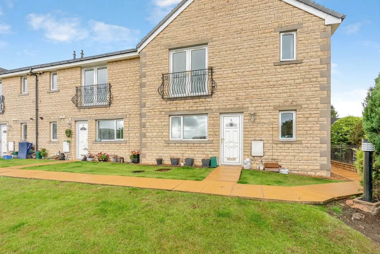 Holme Bank Mews, Nelson, BB9, photo 3