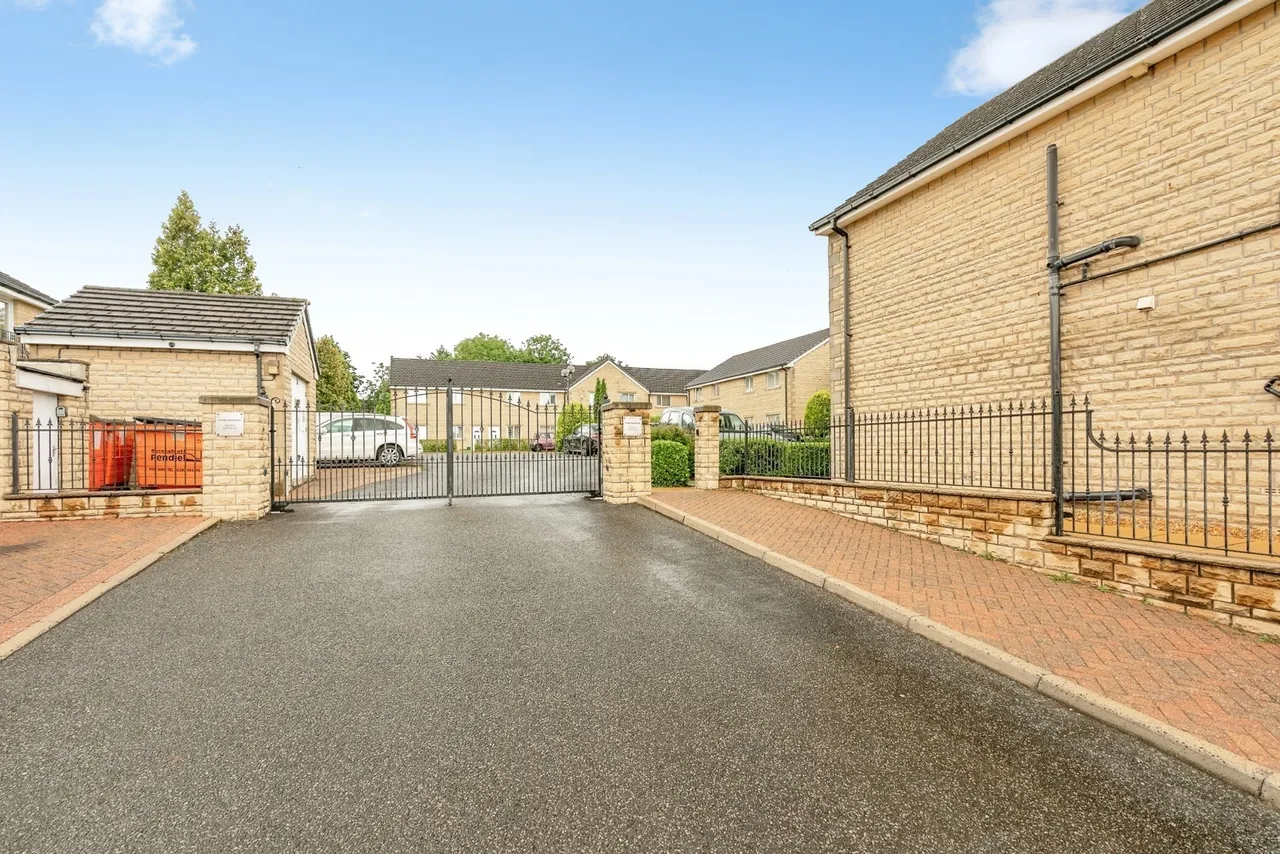 Holme Bank Mews, Nelson, BB9, photo 2