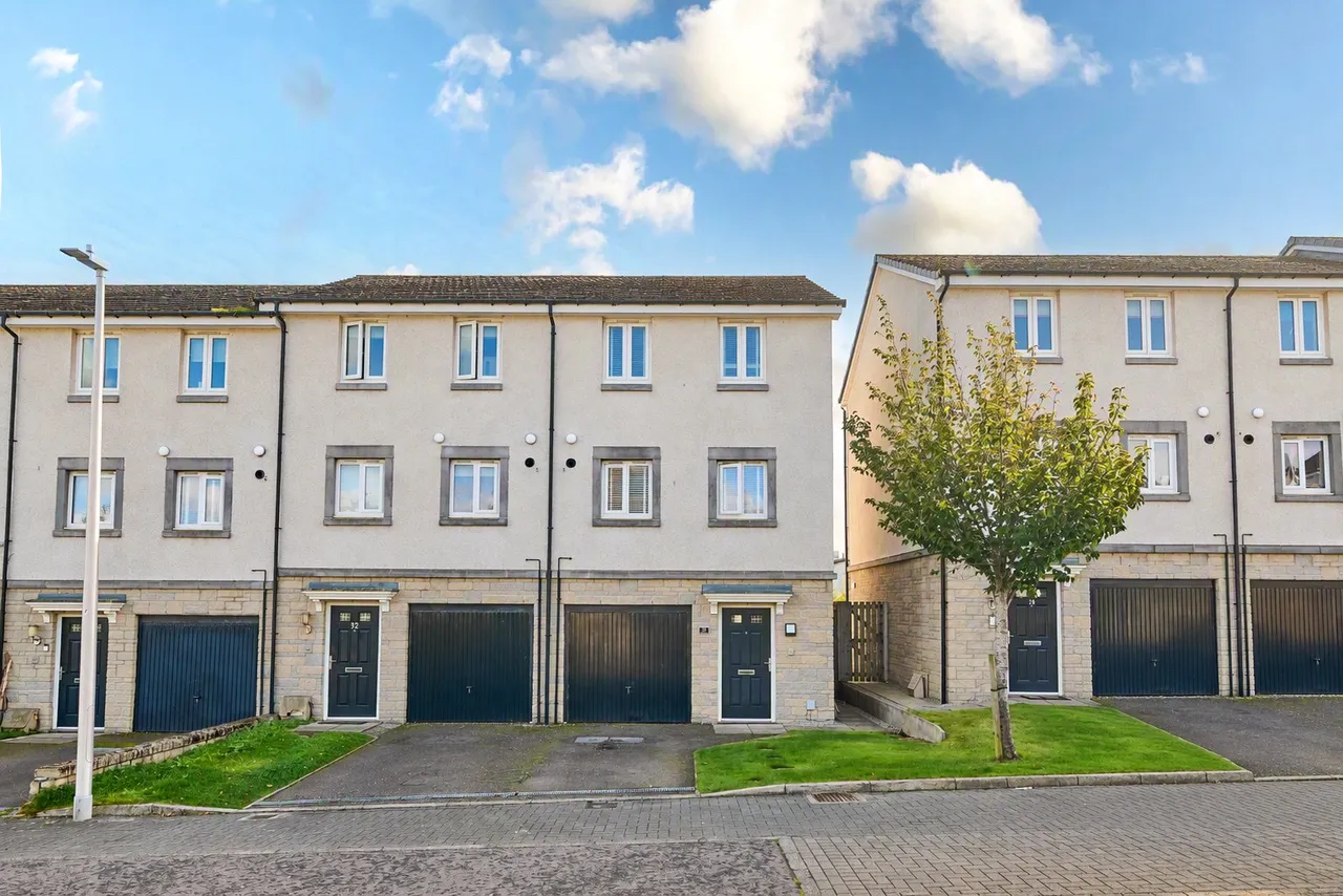 3 bed house for sale, Burnside Park, Dyce, AB21
