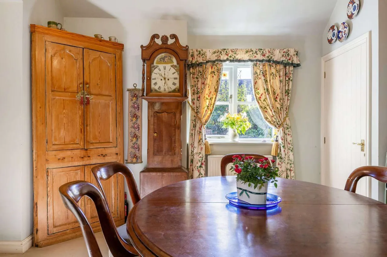 Eyarth, Llanfair Dyffryn, LL15, photo 6