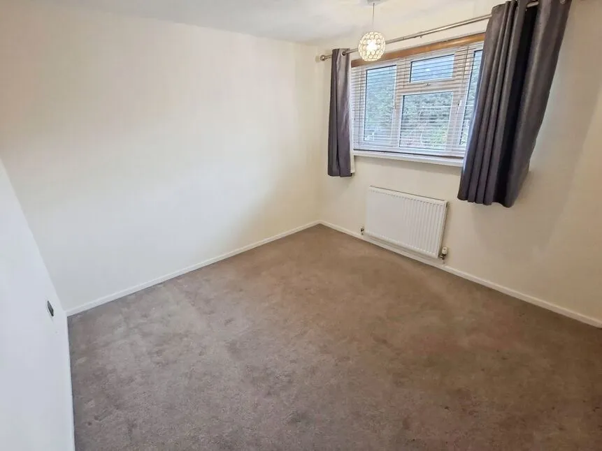 Frensham Drive, Nuneaton, CV10, photo 7