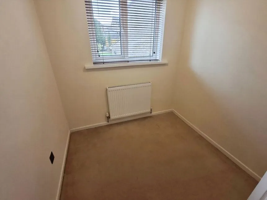 Frensham Drive, Nuneaton, CV10, photo 8