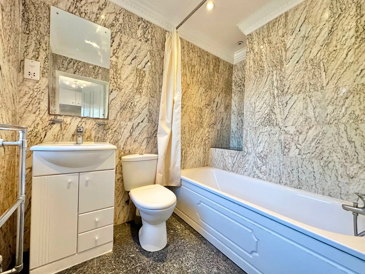 Finchley, London, N3, photo 13