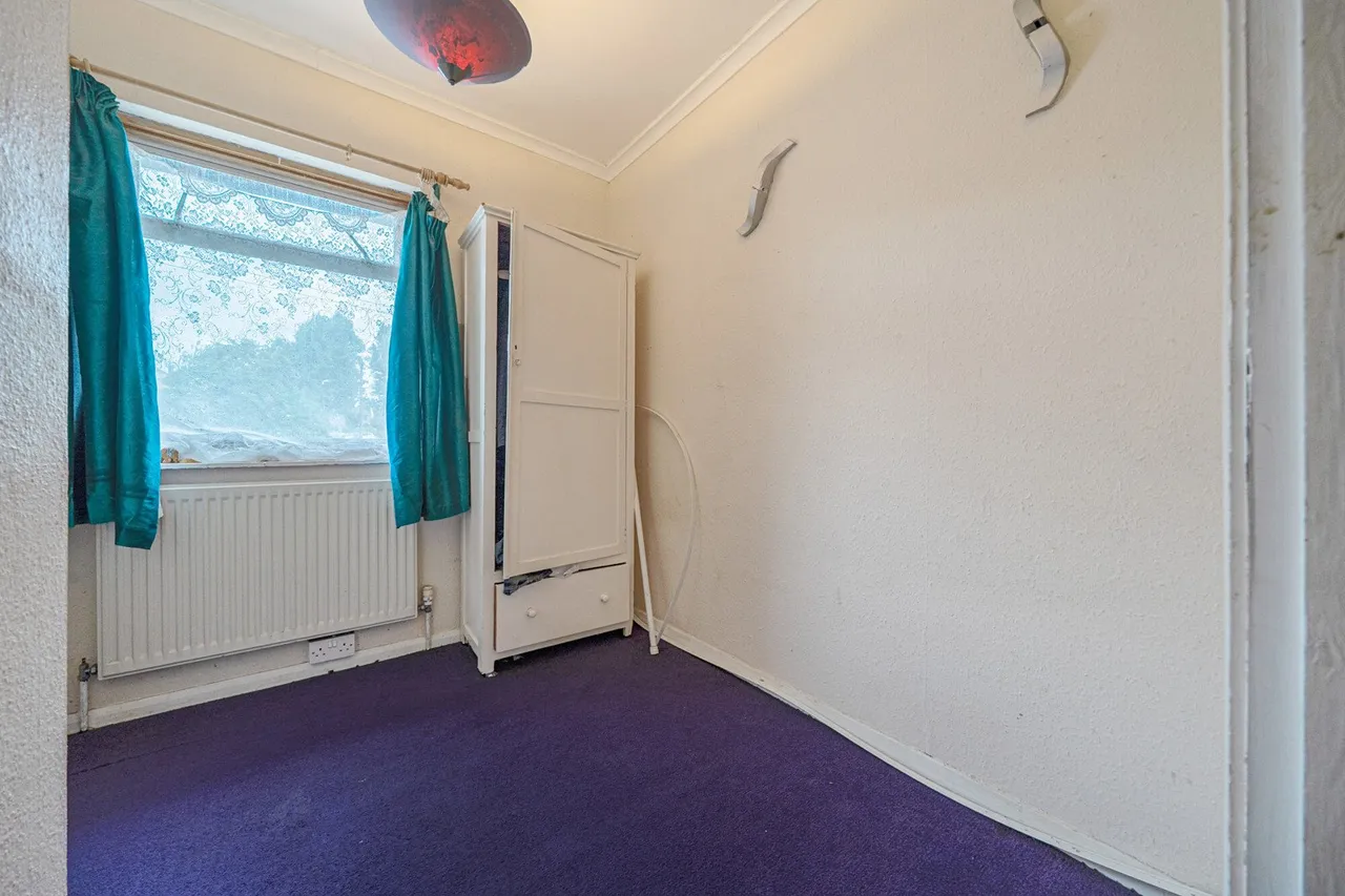 Valence Road, DA8, photo 15