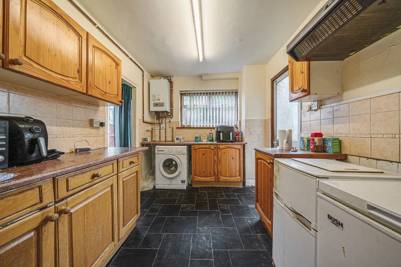 Valence Road, DA8, photo 6
