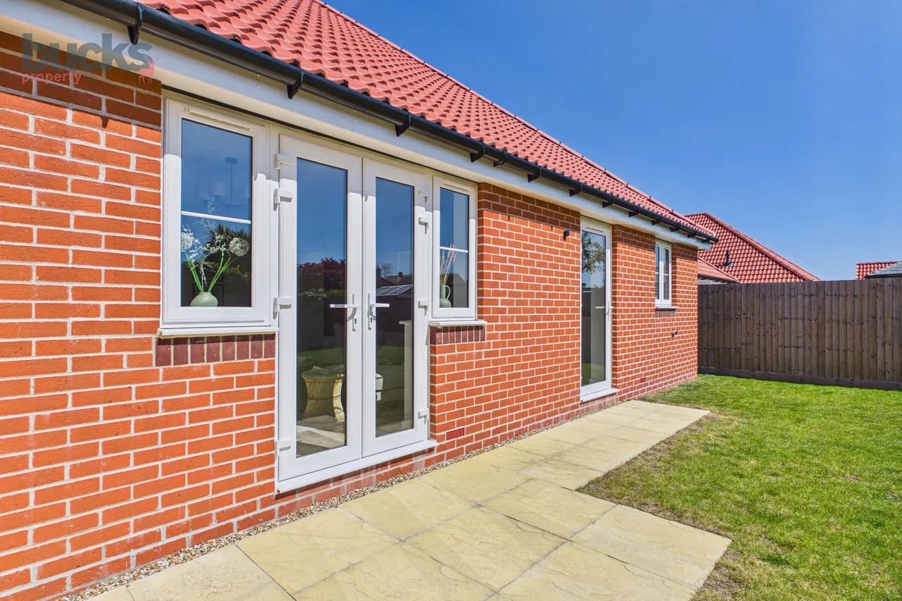 Barley Road, Kirby Cross, CO13, photo 23