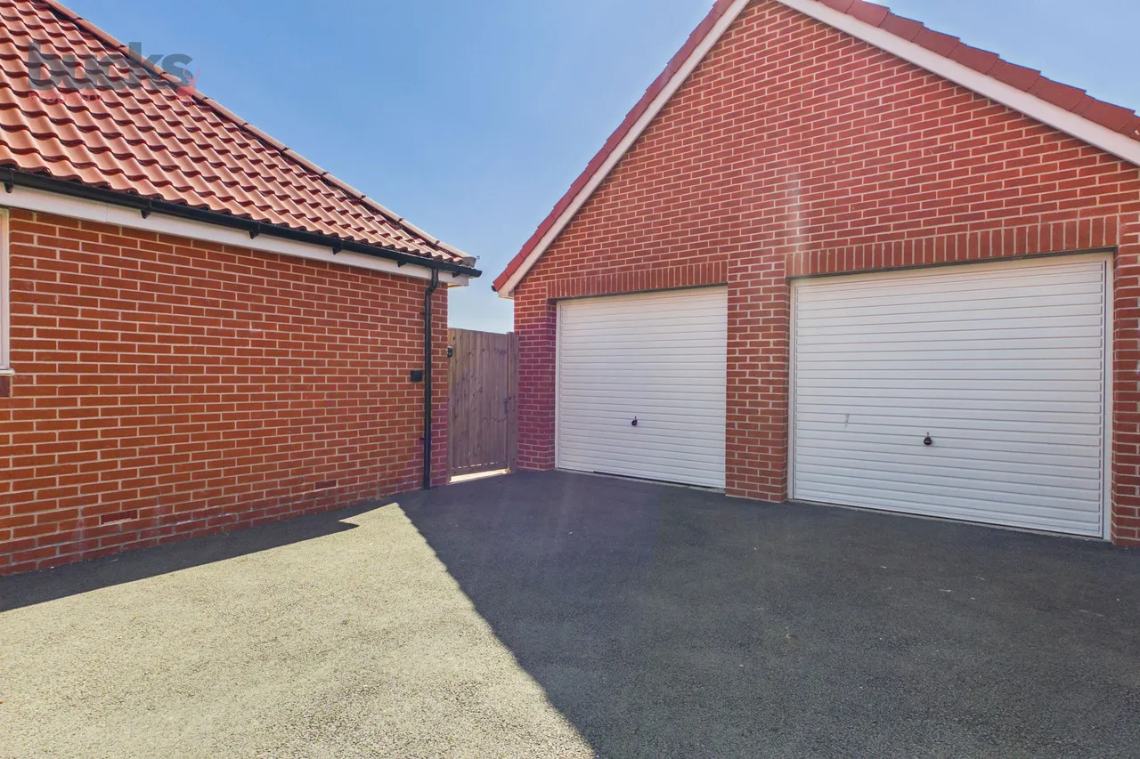 Barley Road, Kirby Cross, CO13, photo 24
