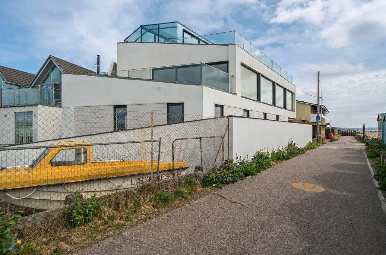 Shopsdam Road, Lancing, BN15, photo 16