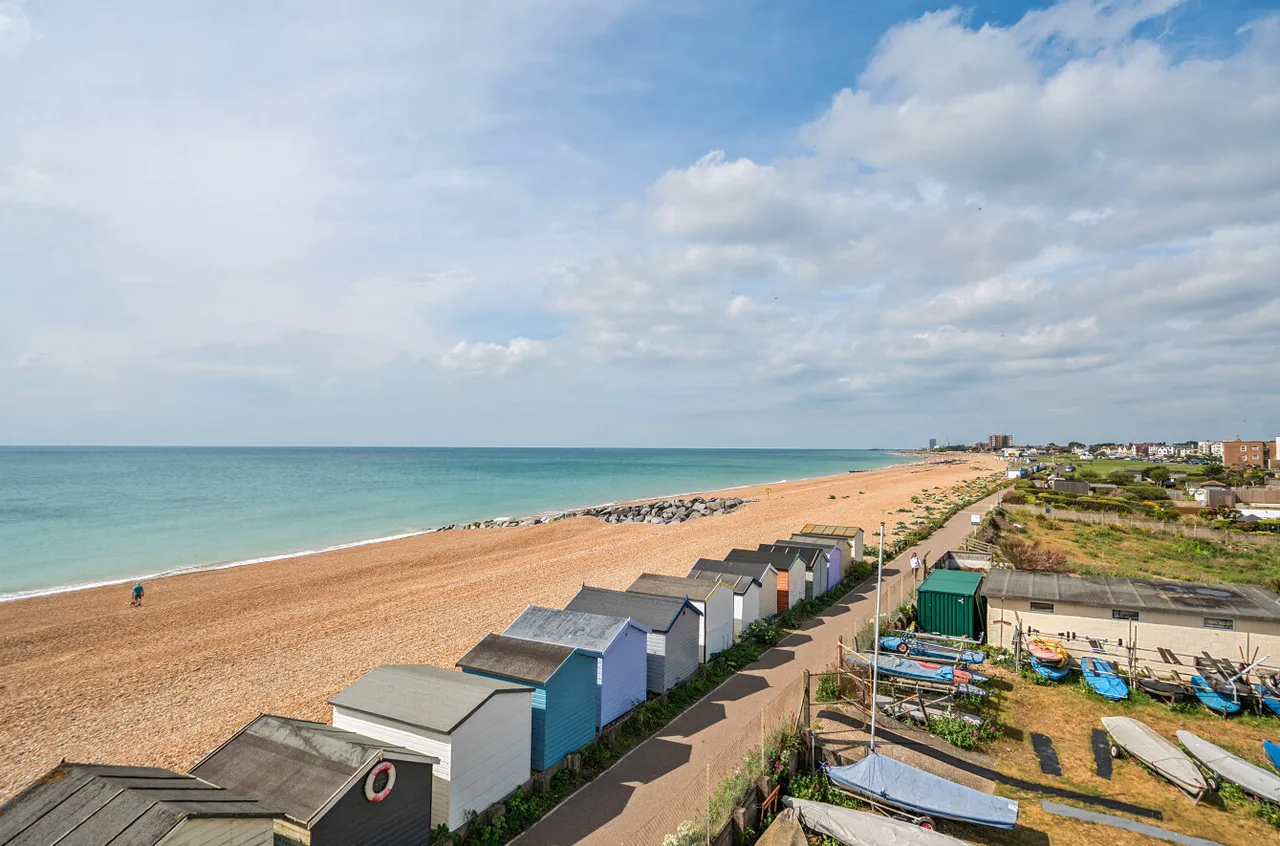 Shopsdam Road, Lancing, BN15, photo 15