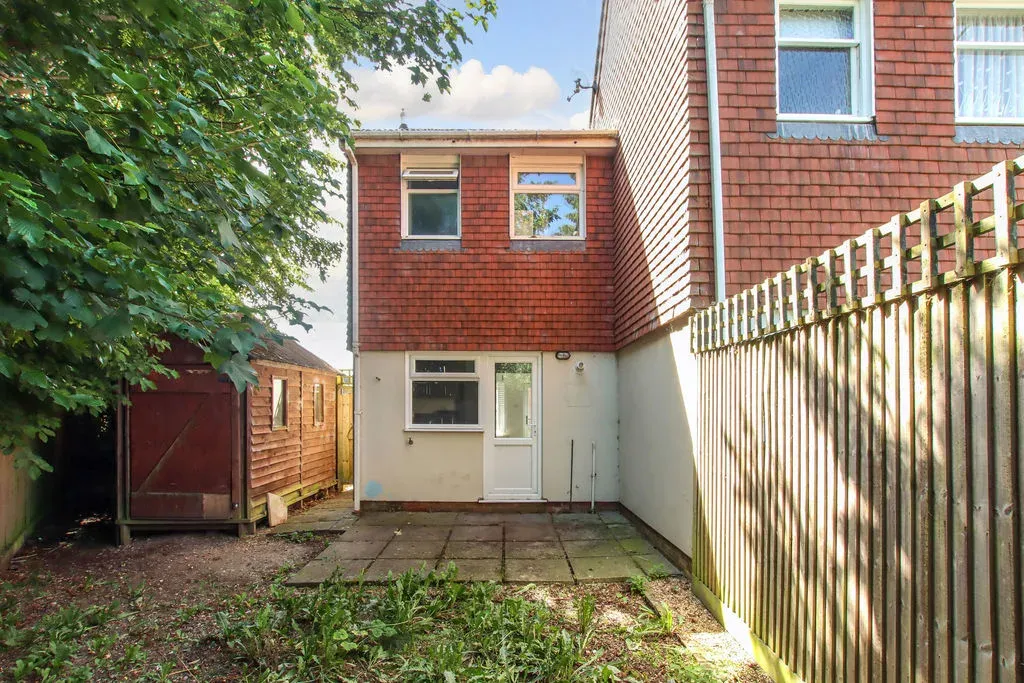 Pheasant Close, Tring, Hertfordshire, HP23 5EQ, photo 4