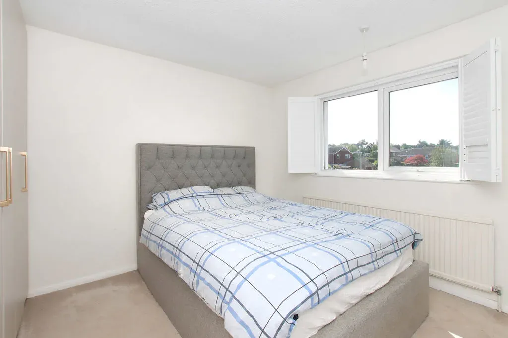 Pheasant Close, Tring, Hertfordshire, HP23 5EQ, photo 5