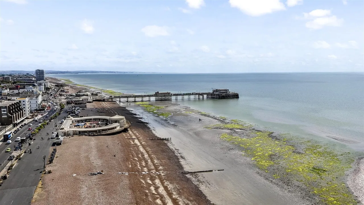 Marine Parade, Worthing, photo 18