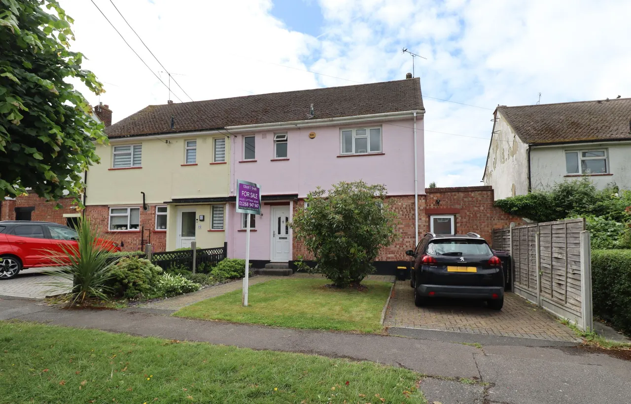 3 bed house for sale — Church Road, Rayleigh, Essex, SS6 8PN