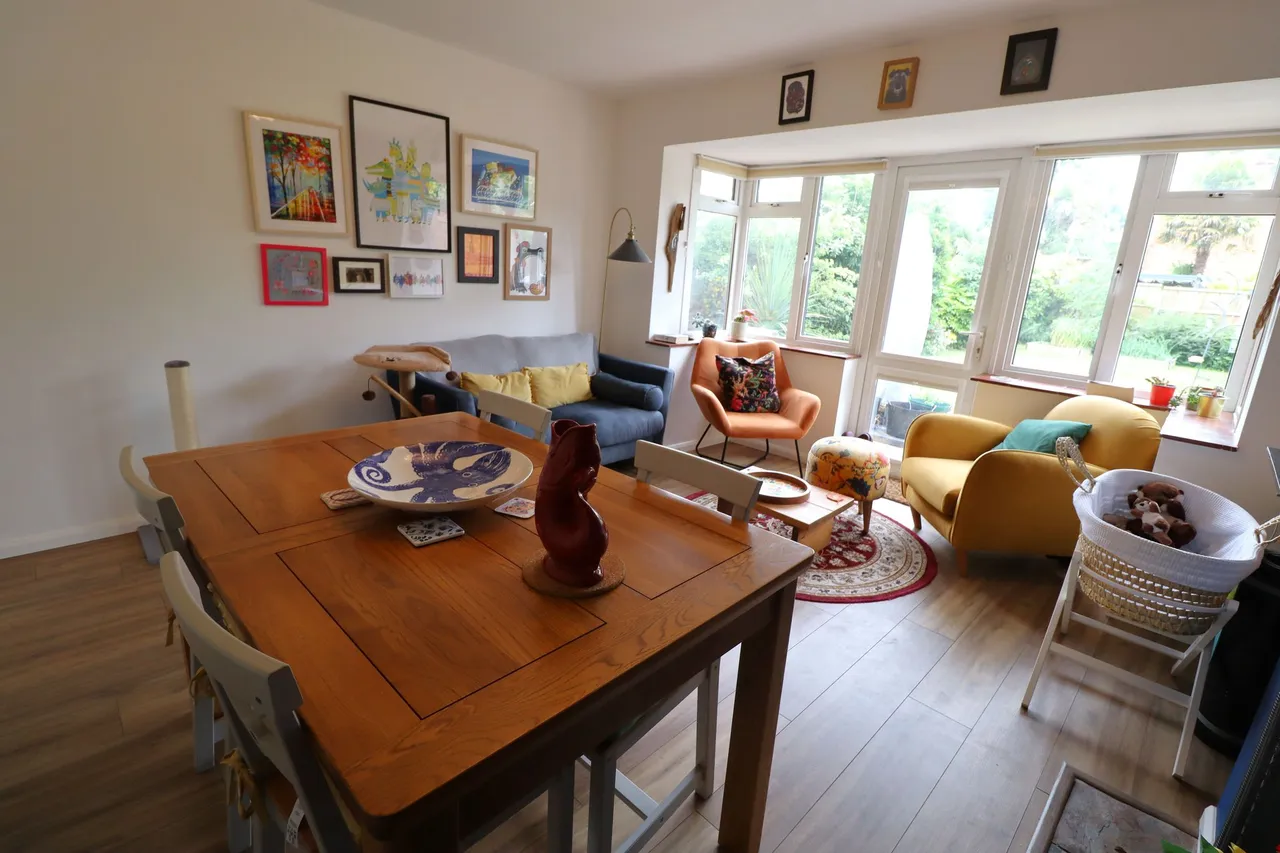 Church Road, Rayleigh, Essex, SS6 8PN, photo 5