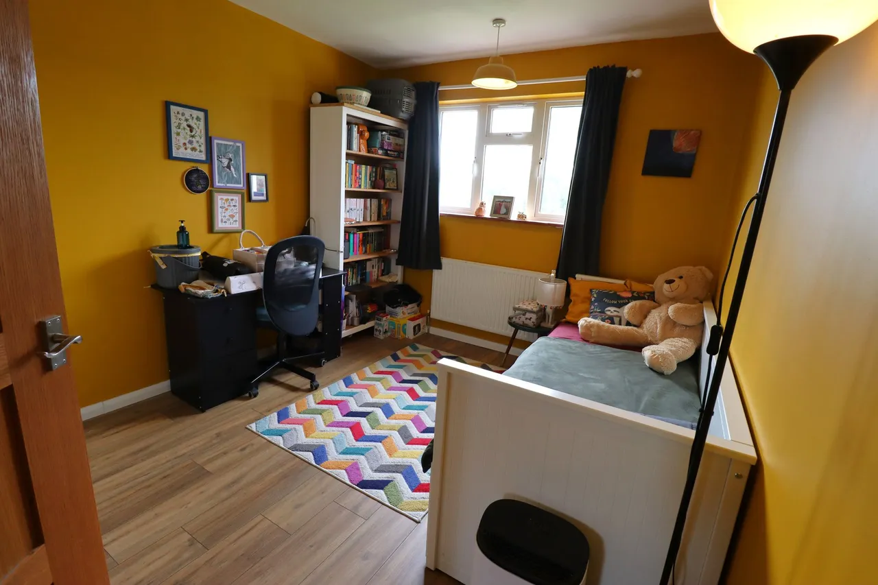 Church Road, Rayleigh, Essex, SS6 8PN, photo 11