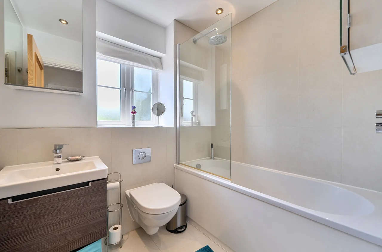 Northfields, Twyford, SO21, photo 7