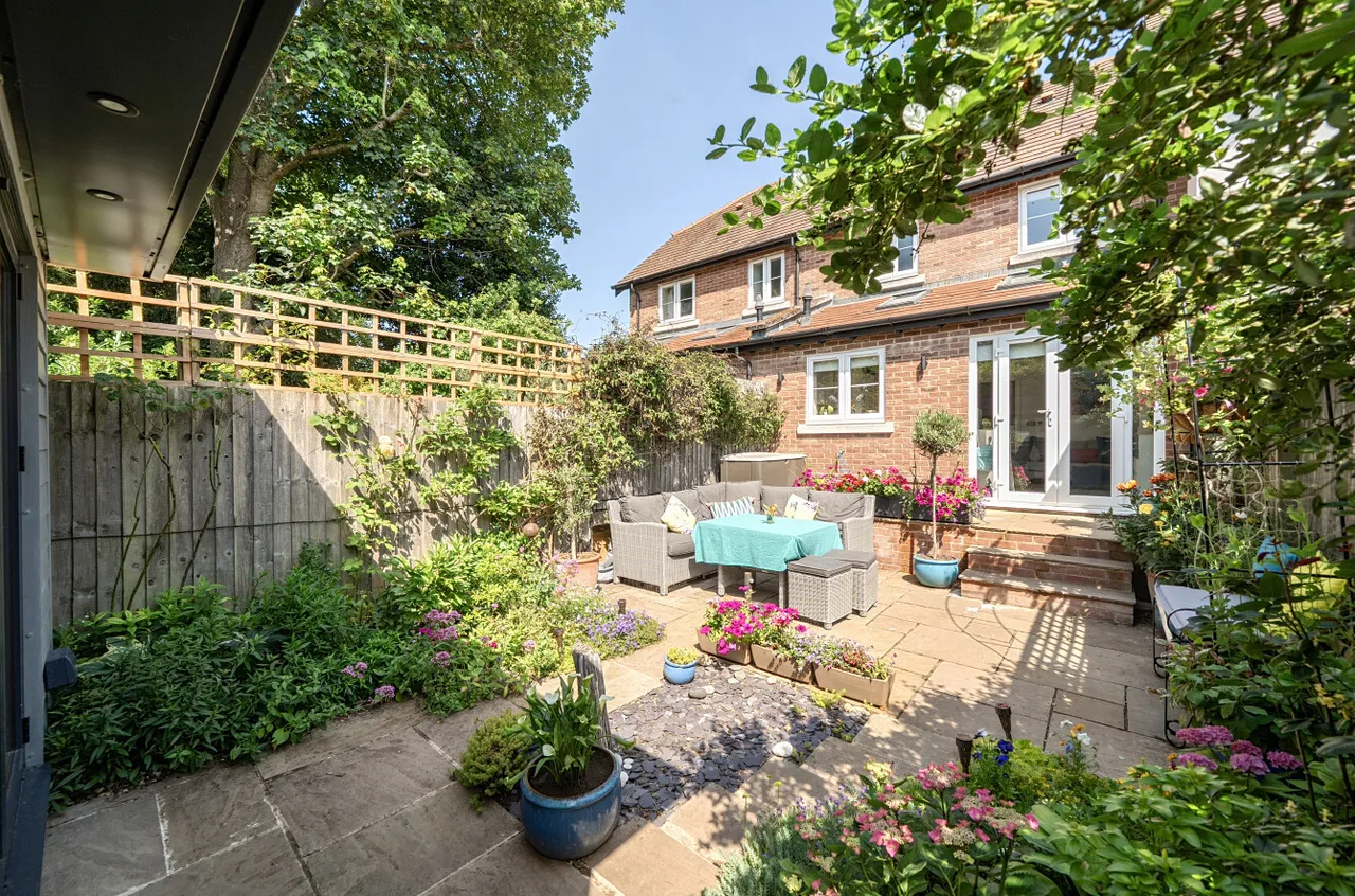 Northfields, Twyford, SO21, photo 13