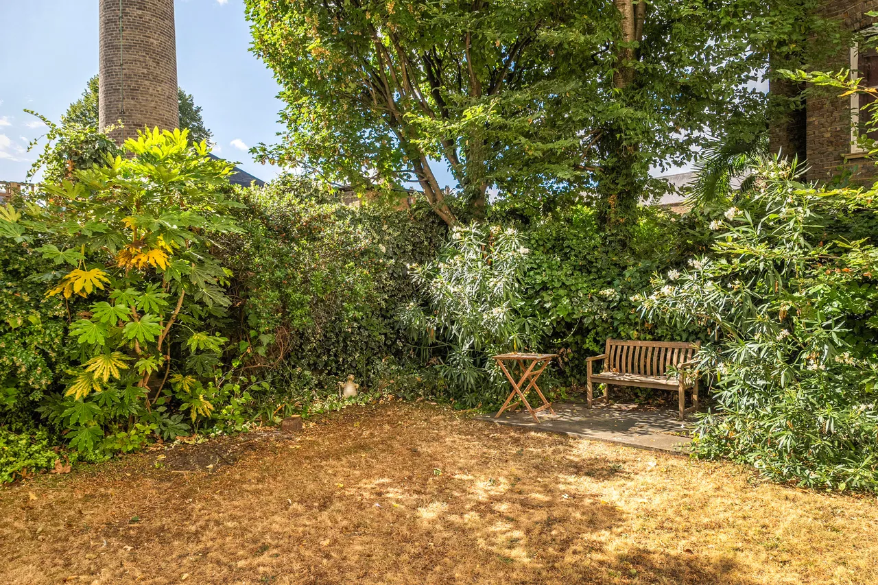 13 Cecil Court, Fawcett Street, London, photo 10
