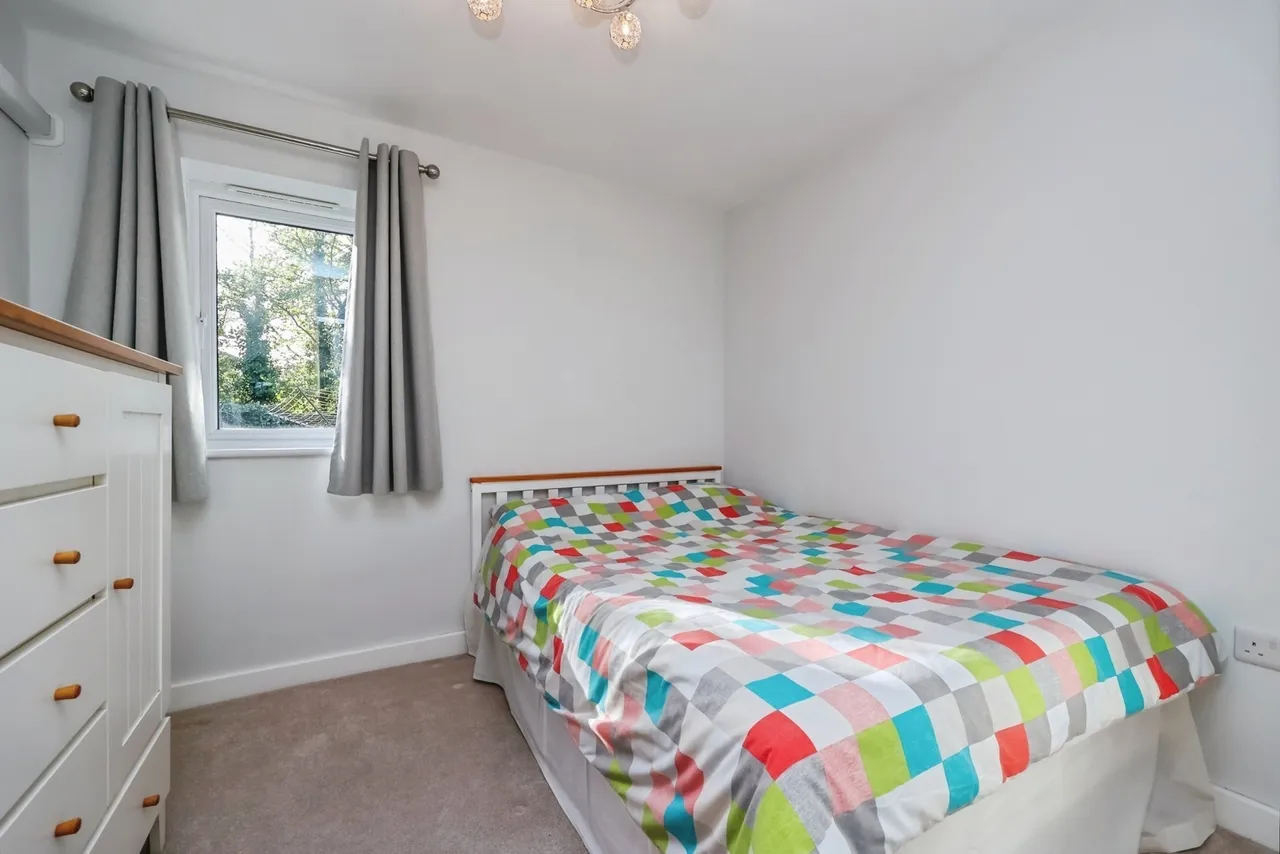 Gervase Gardens, Clifton Village, Nottingham, NG11, photo 12