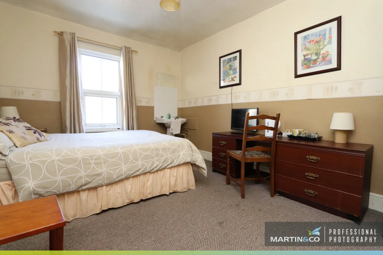 Chepstow Road, Newport, NP19, photo 24