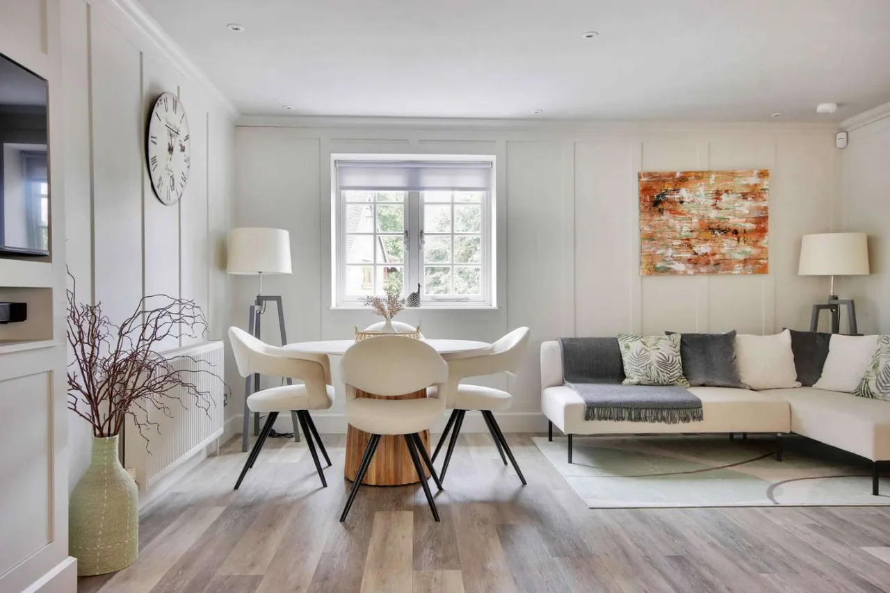 Fairbourne Lane, Harrietsham, Maidstone, Kent, ME17 1LN, photo 8