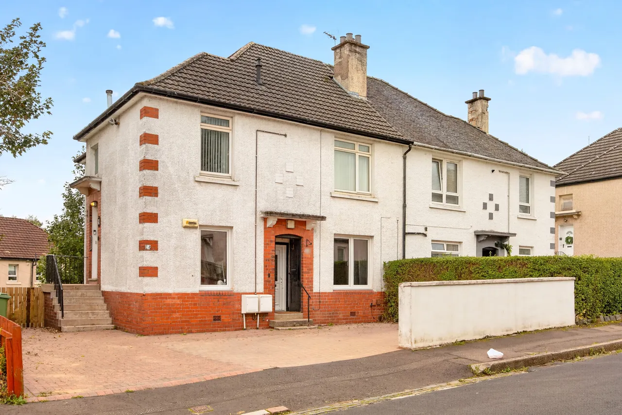 2 bed flat for sale, Warden Road, Knightswood, G13