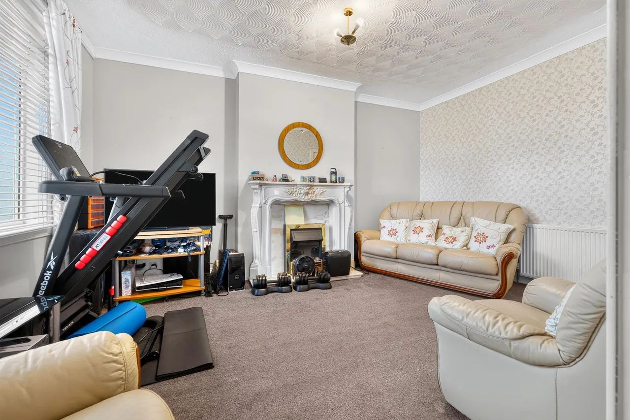 Warden Road, Knightswood, G13, photo 3
