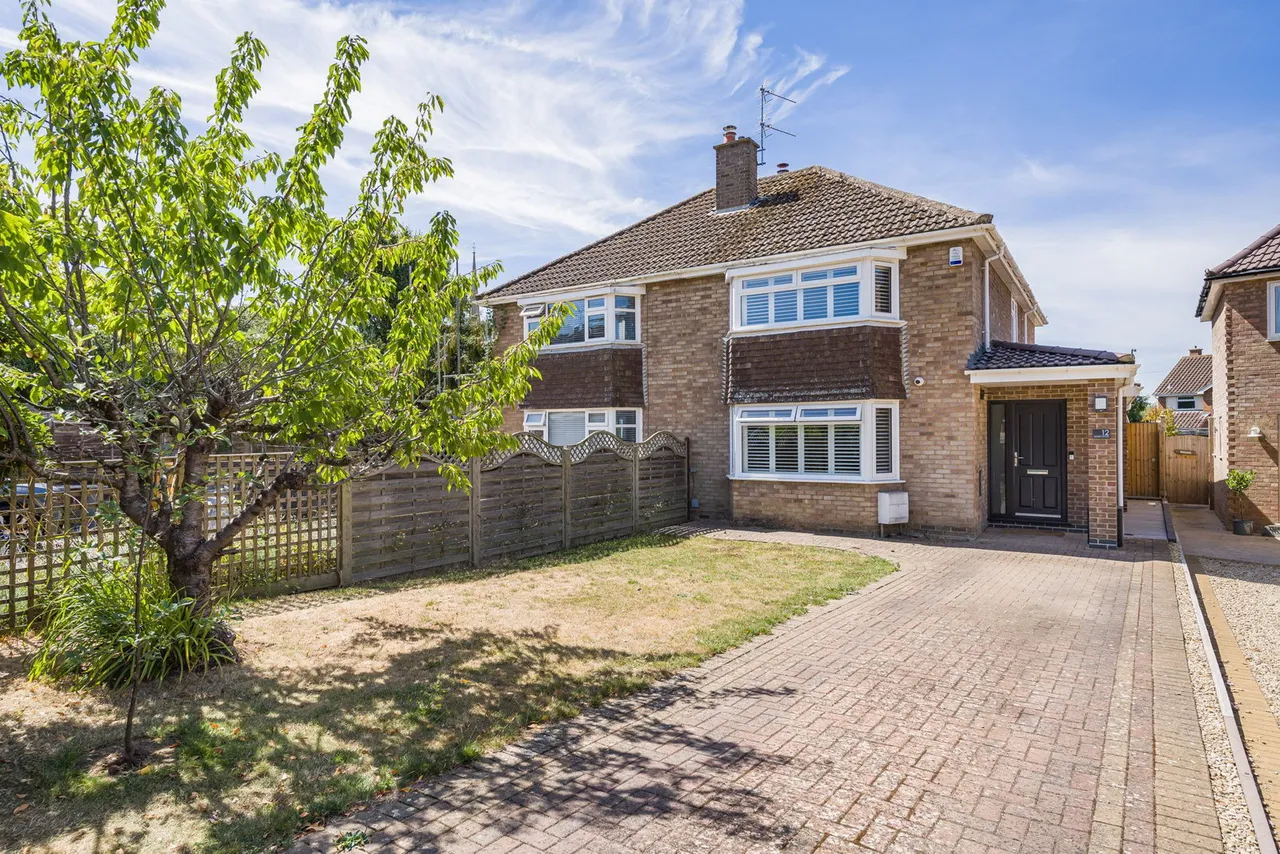 3 bed house for sale, Blenheim Orchard, Shurdington, GL51