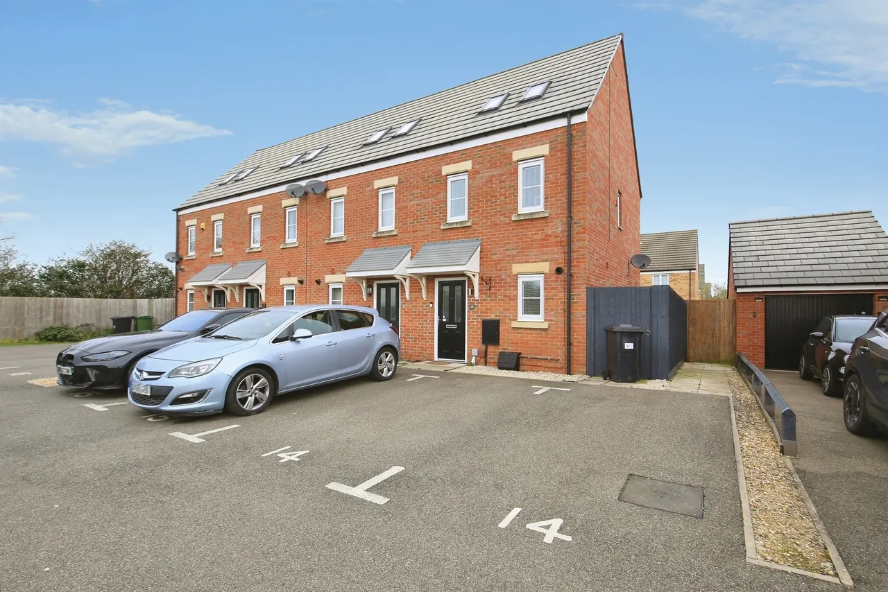 Bedstone Way, Peterborough, PE7, photo 2