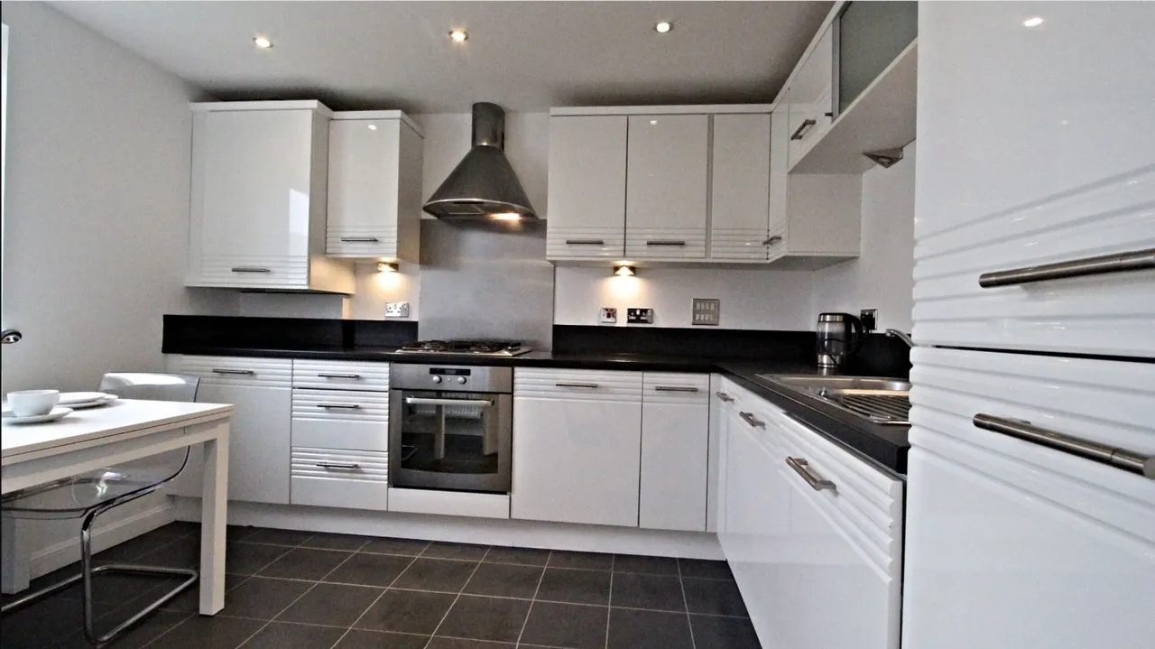 Dee Village Millburn Street, Aberdeen, AB11, photo 2