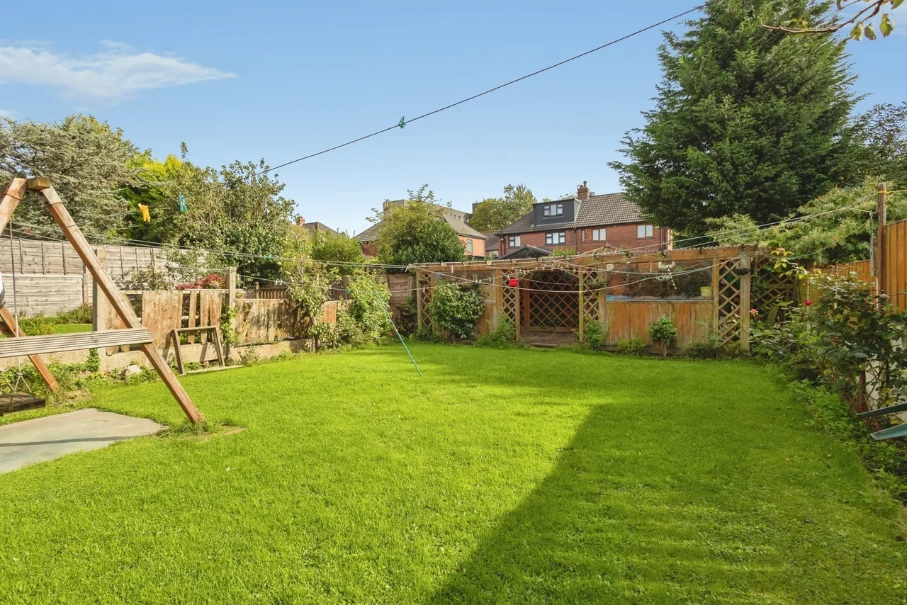Mossley Road, Ashton-under-Lyne, OL6, photo 16