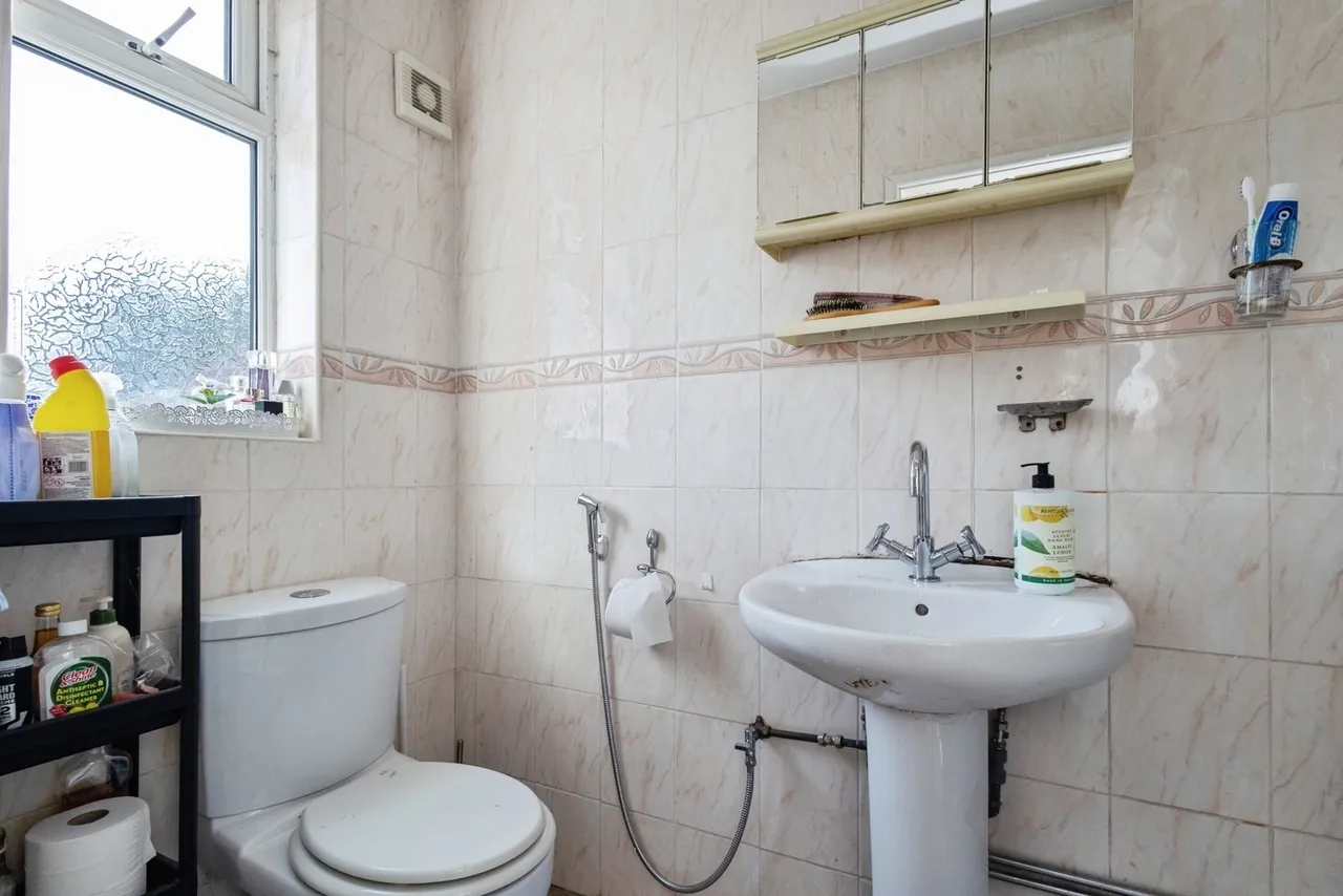 Mossley Road, Ashton-under-Lyne, OL6, photo 11