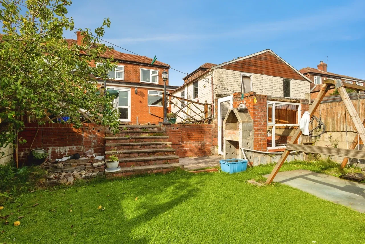 Mossley Road, Ashton-under-Lyne, OL6, photo 18