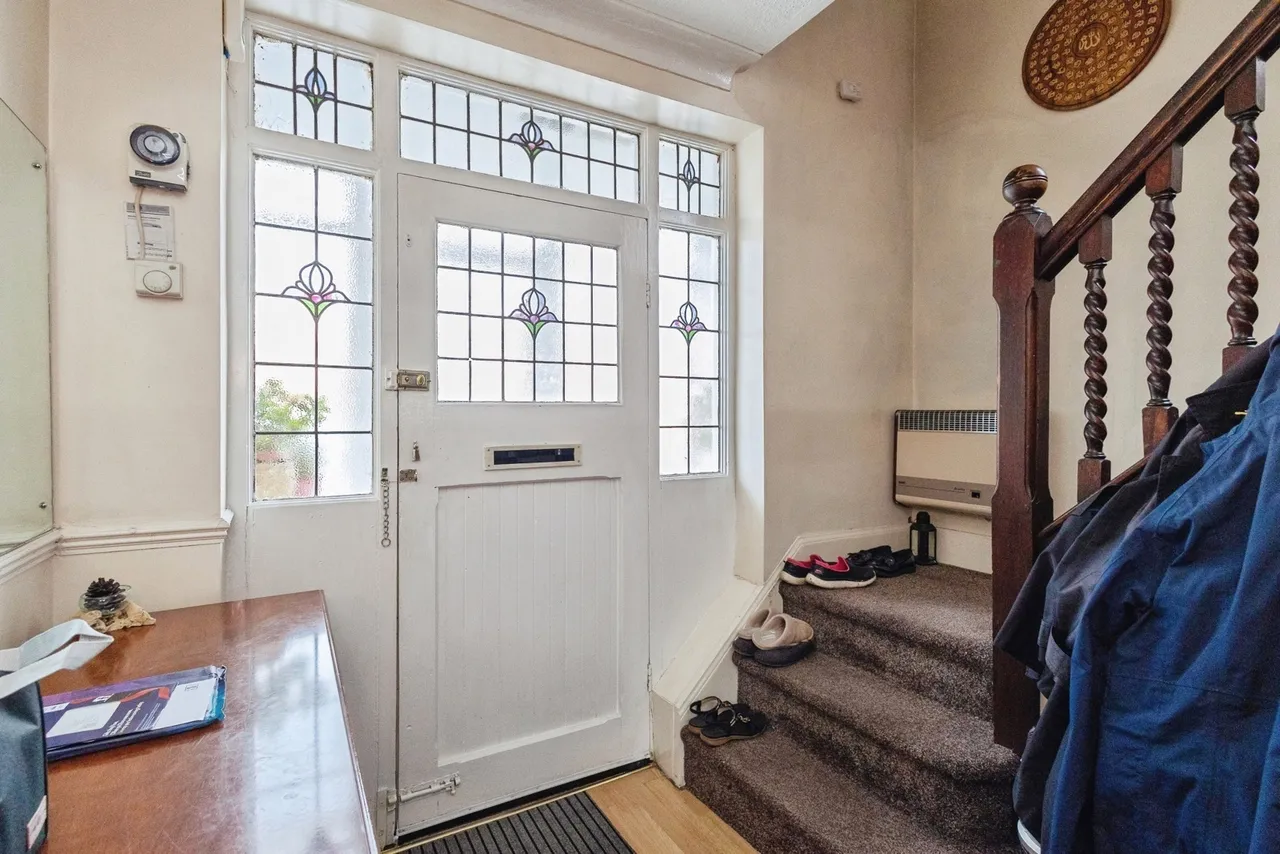 Mossley Road, Ashton-under-Lyne, OL6, photo 6