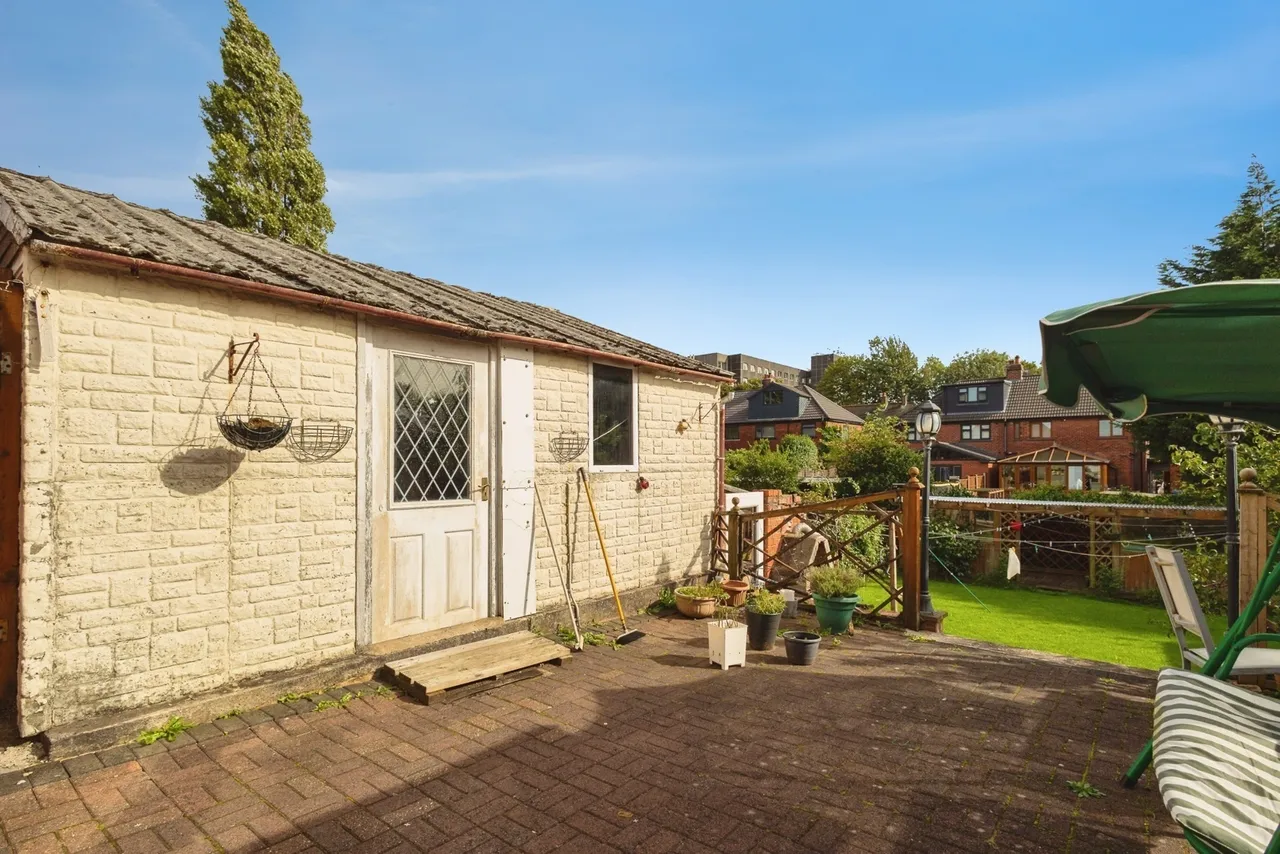 Mossley Road, Ashton-under-Lyne, OL6, photo 15