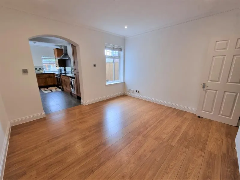Woking Road, Guildford, GU1, photo 9