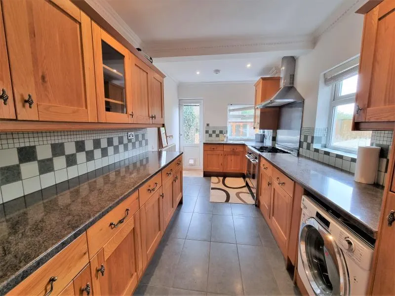 Woking Road, Guildford, GU1, photo 7