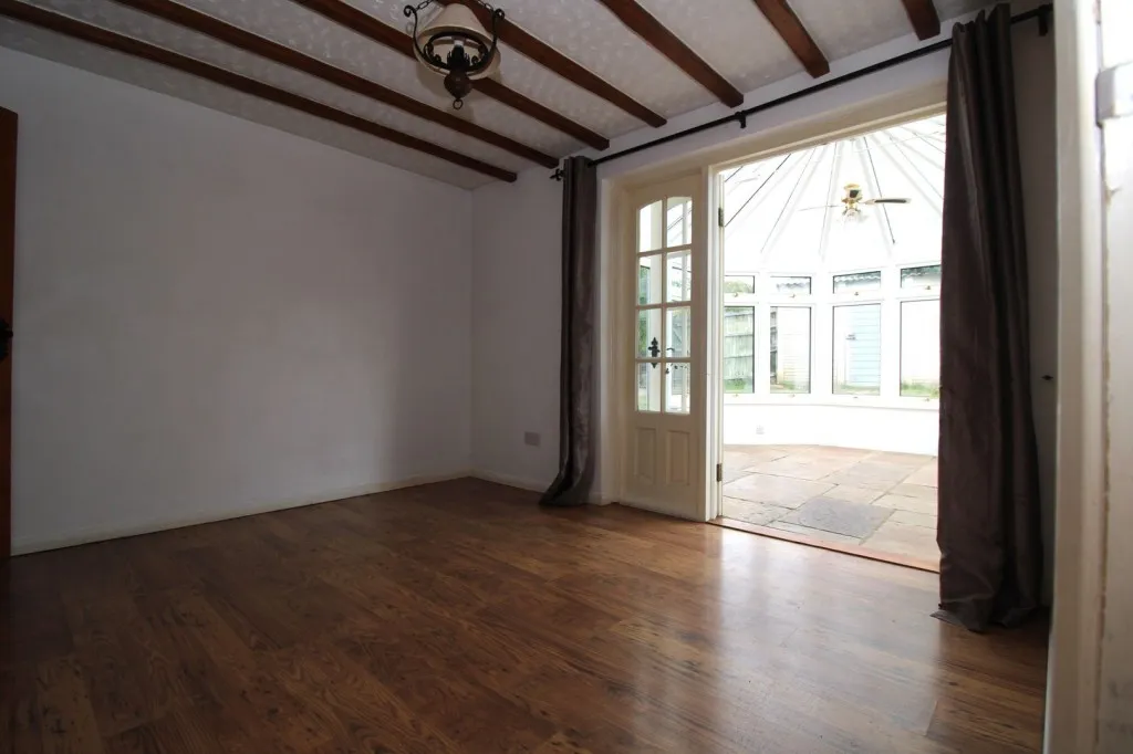 Broadwater Crescent, Stevenage, photo 10