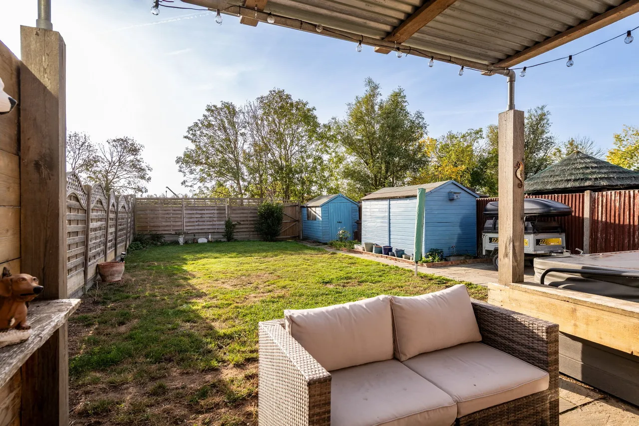 Park Road, Sheerness, ME12, photo 18