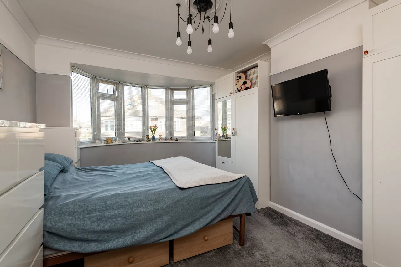 Park Road, Sheerness, ME12, photo 8