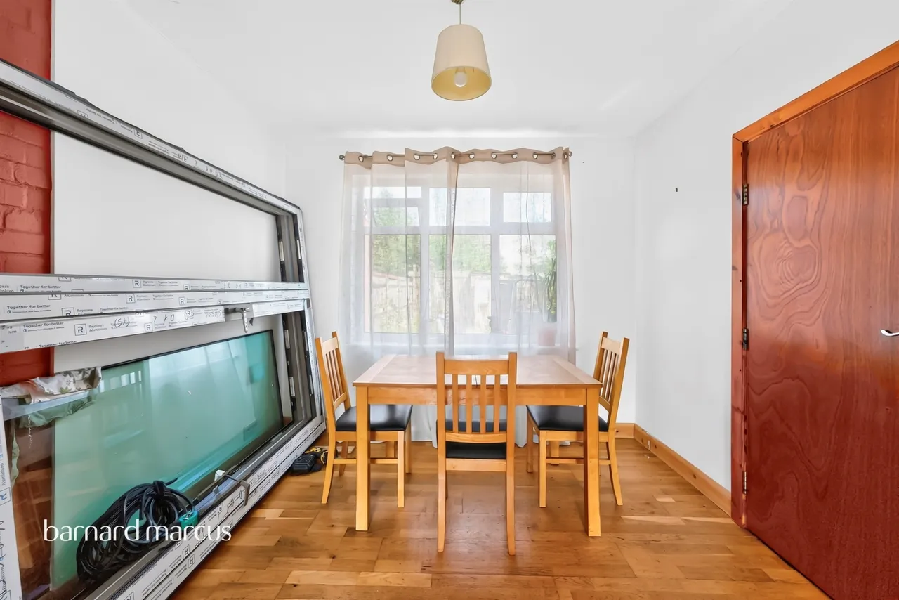 Leyburn Road, London, N18, photo 8