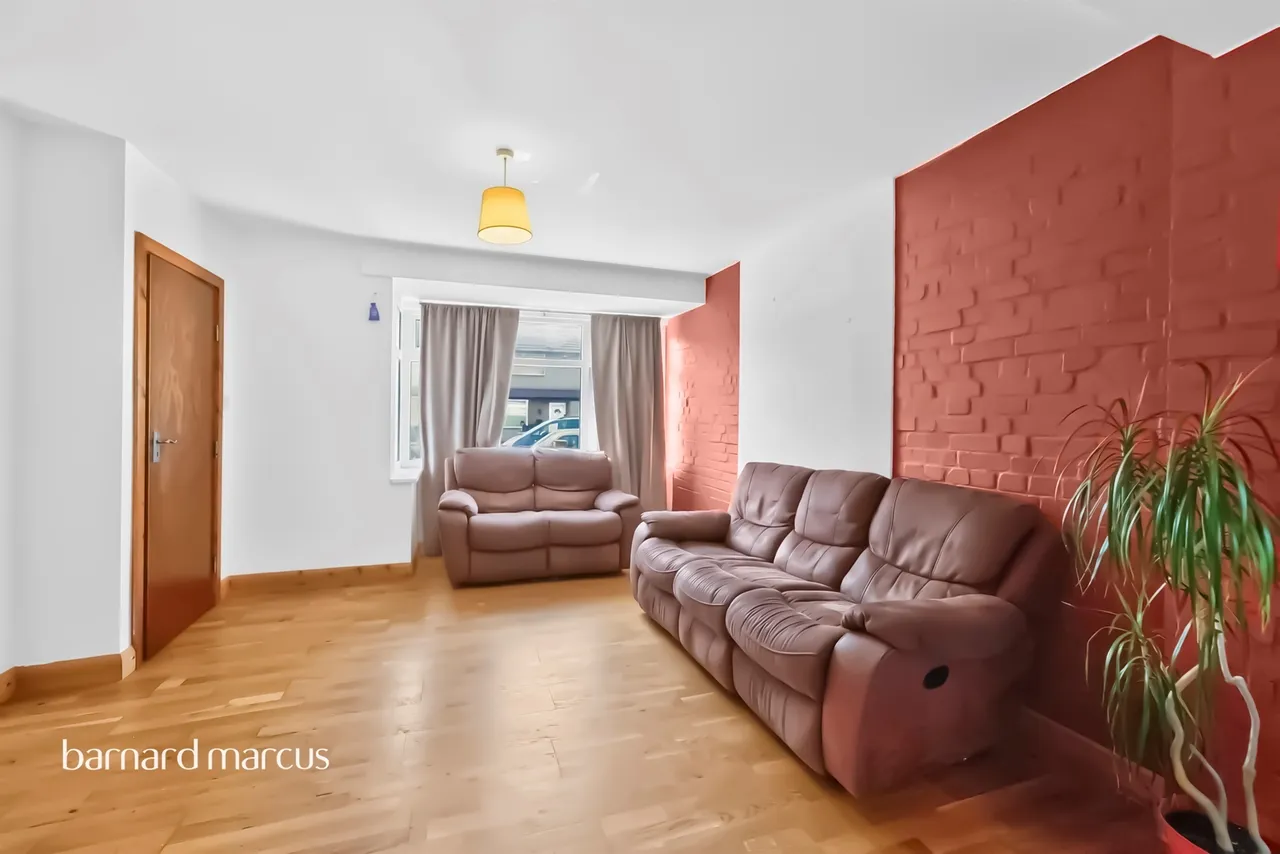 Leyburn Road, London, N18, photo 2
