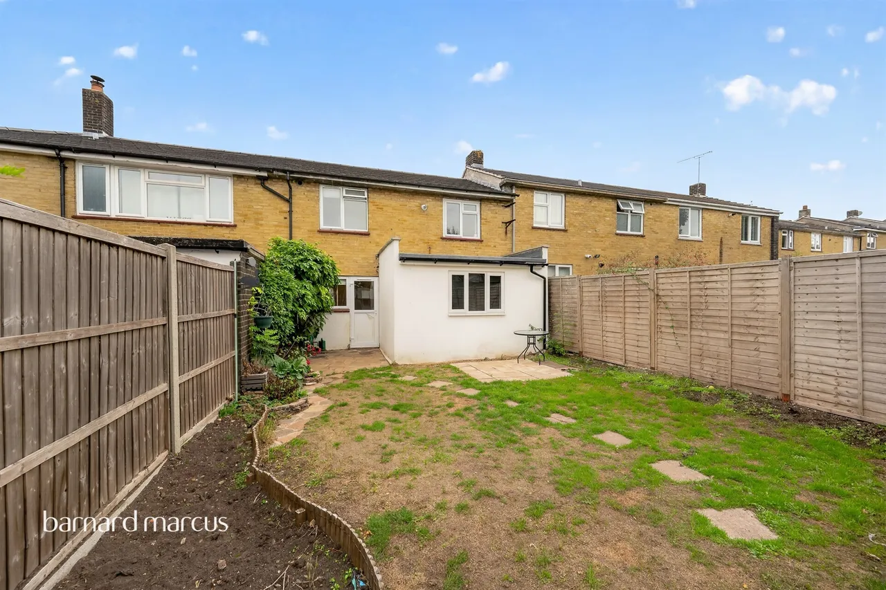 Coxdean, Epsom, KT18, photo 12