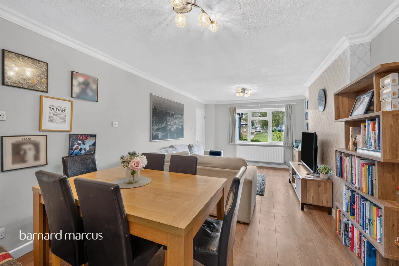 Coxdean, Epsom, KT18, photo 4