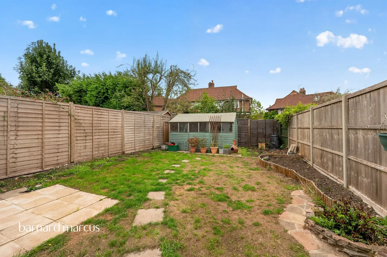 Coxdean, Epsom, KT18, photo 11